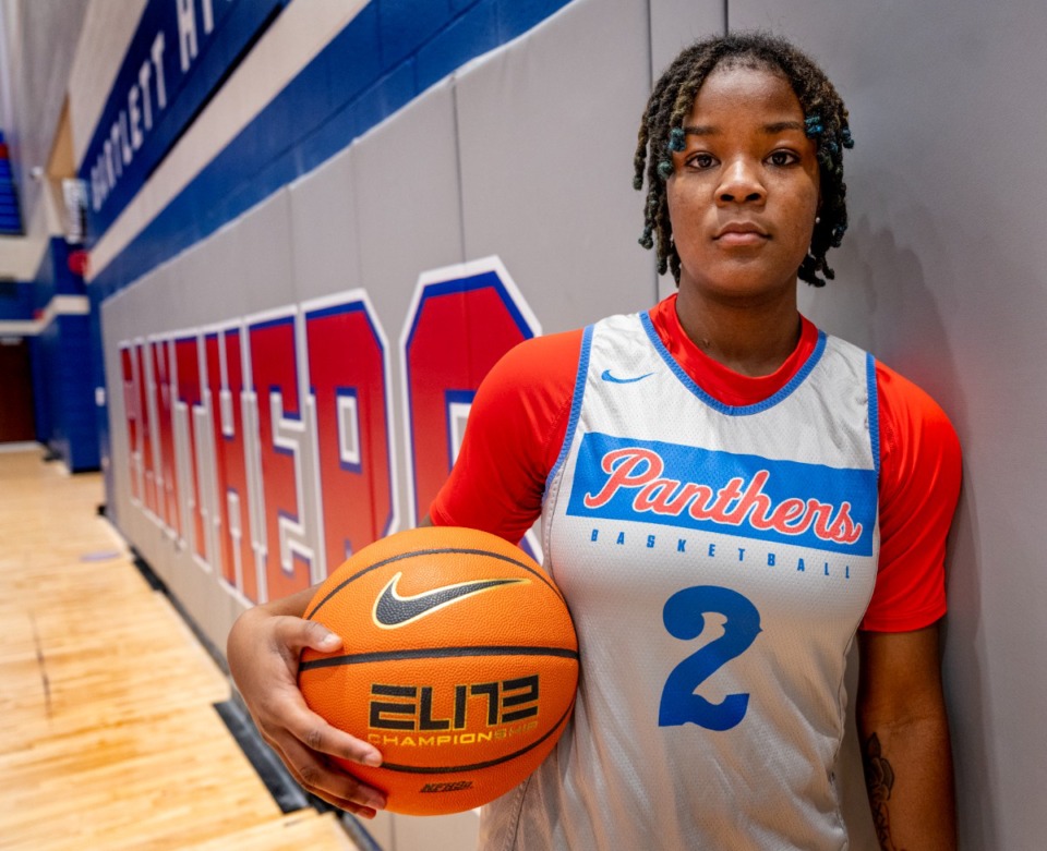 <strong>Nevaeh Scott practices basketball at Bartlett High School. Scott&rsquo;s mother died at the begining of this year&rsquo;s season, and Scott is continuing to play in memory of her.</strong> (Greg Campbell/Special for The Daily Memphian)